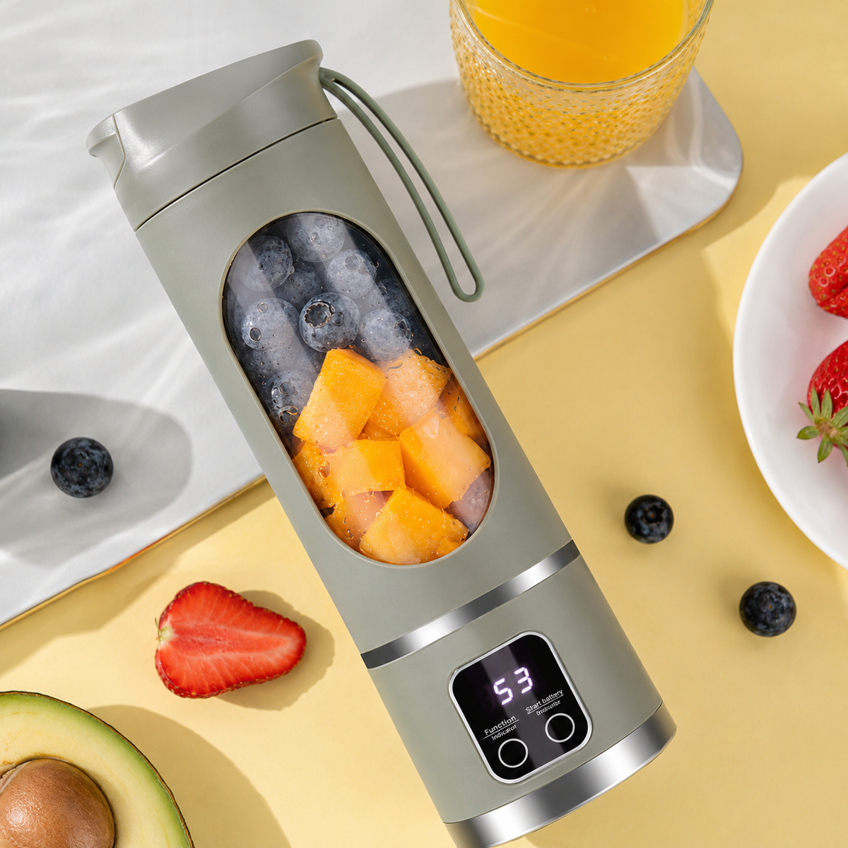 Portable Juicer – Rechargeable Mini Blender for Fresh Drinks