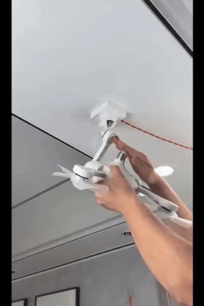F4- Multifunctional Fan Light